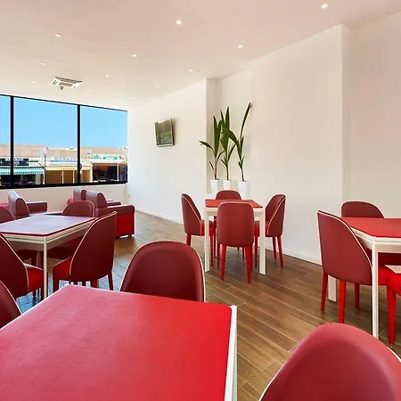 & S'entrador Playa Hotel