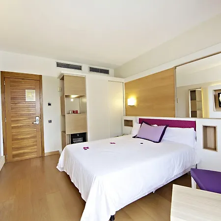 & S'entrador Playa Otel 4*