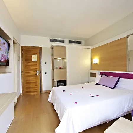 Otel & S'entrador Playa 4*