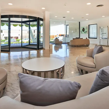 & S'entrador Playa Otel
